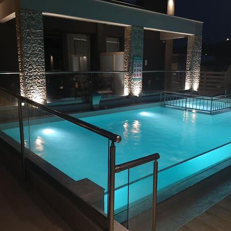 Vrasná Amalia Deluxe Villas מראה חיצוני תמונה