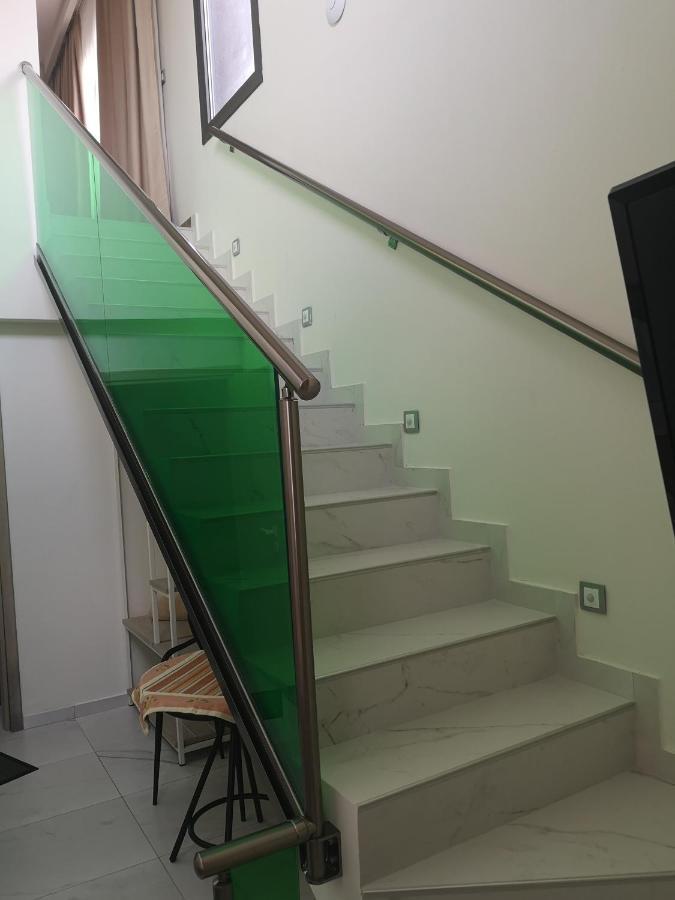 Vrasná Amalia Deluxe Villas מראה חיצוני תמונה