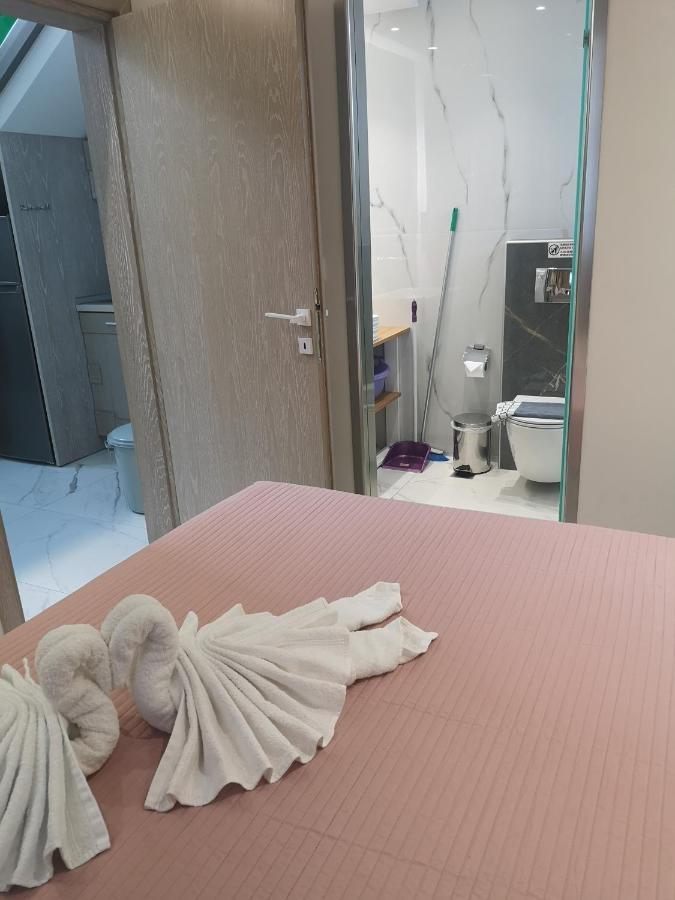 Vrasná Amalia Deluxe Villas מראה חיצוני תמונה