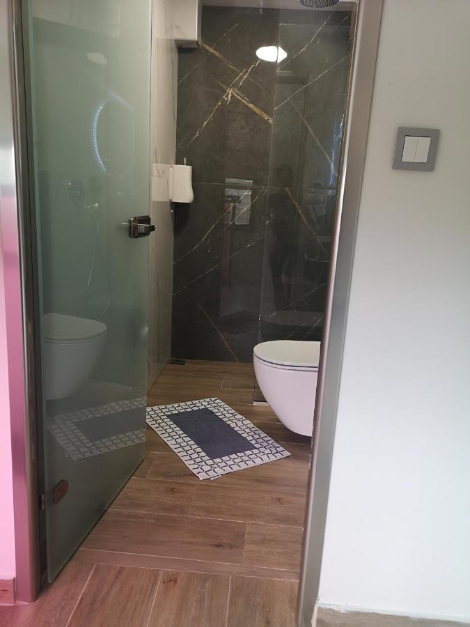 Vrasná Amalia Deluxe Villas מראה חיצוני תמונה