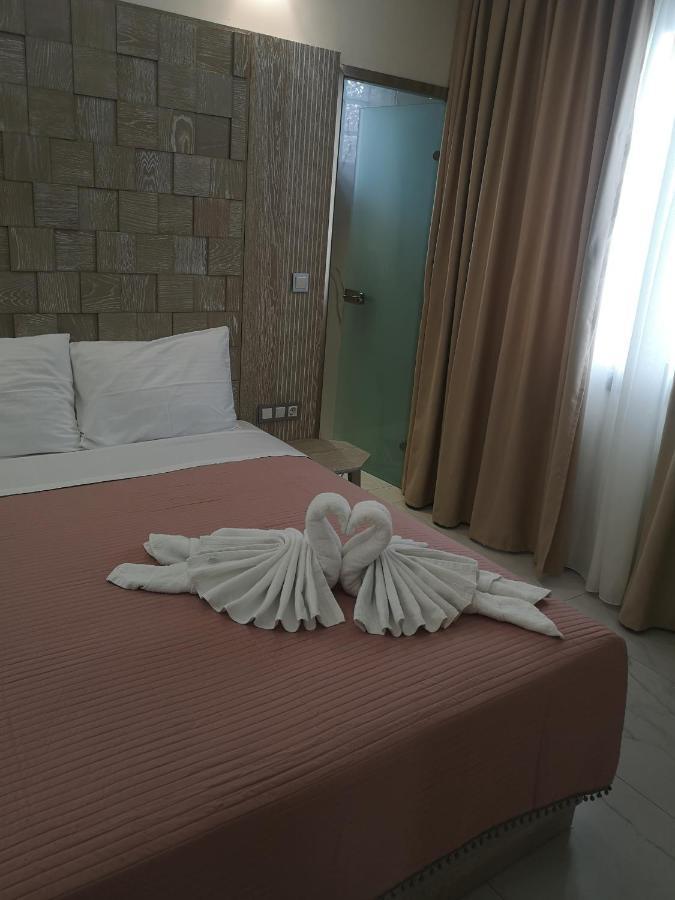 Vrasná Amalia Deluxe Villas מראה חיצוני תמונה